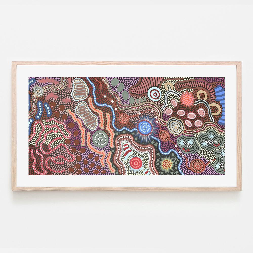 Family by the waterhole - Image 6