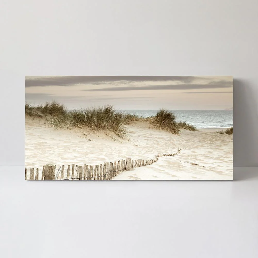 The White Sand And The Sea - Image 3